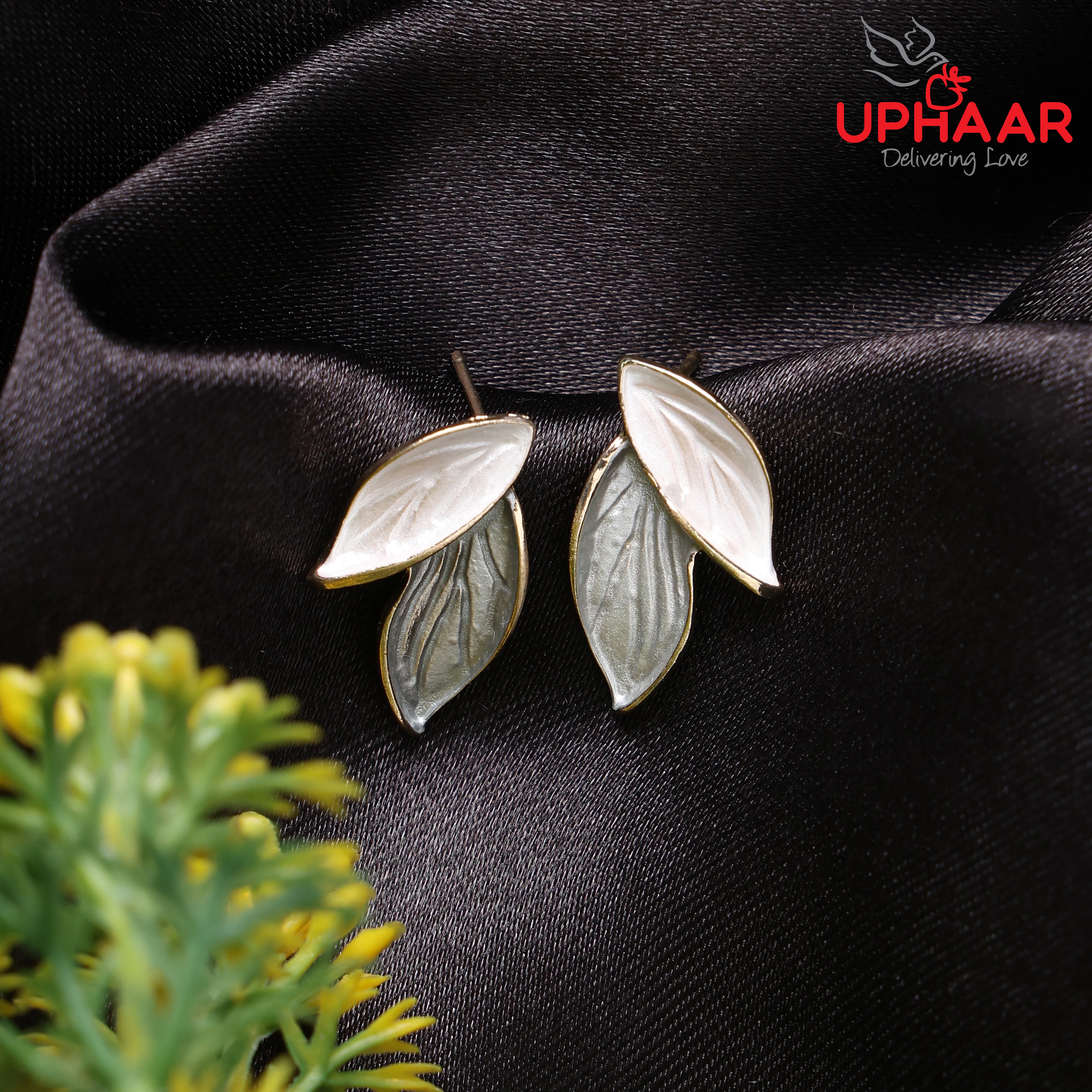 Korean-Style Petal Wave studs